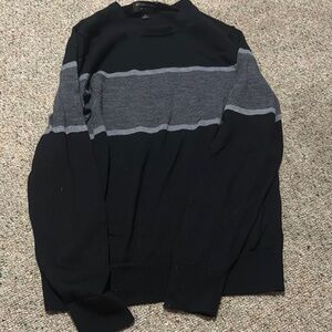 Men's Black and Gray Sweater